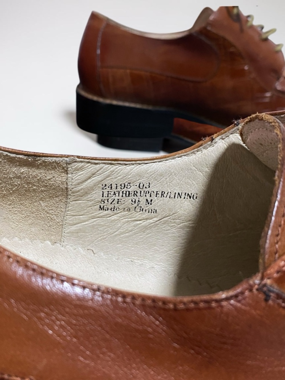 Stacy Adams Brown Cognac Croc Embossed Leather Oxford Shoes Mens 9.5M Square Toe - Picture 12 of 12